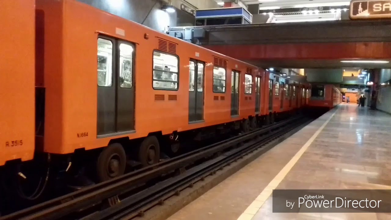 Trenes en Patriotismo Línea 9 Metro CDMX