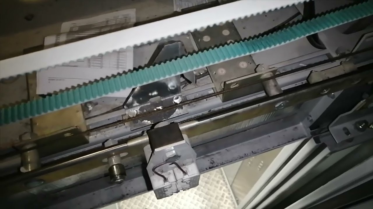 Станция УЛ пу-3, регулировка УПДКЛ 2.0, не до конца закрываются двери кабины. Реверсирует.