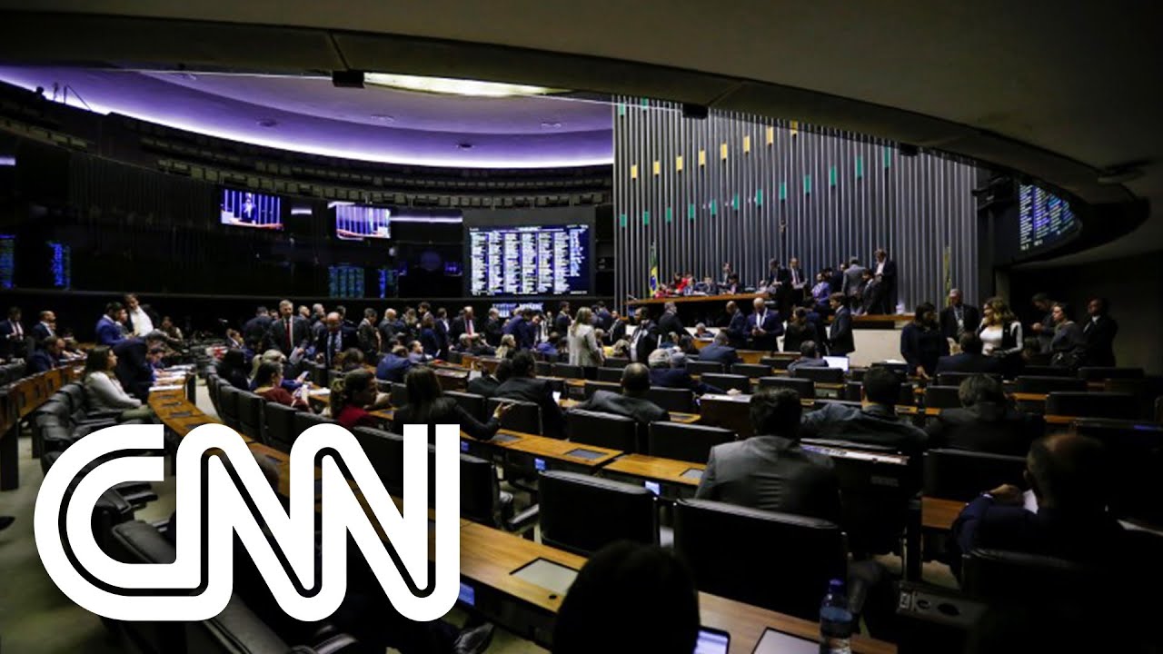 Entenda o que &eacute; a 'PEC da imunidade parlamentar' | LIVE CNN