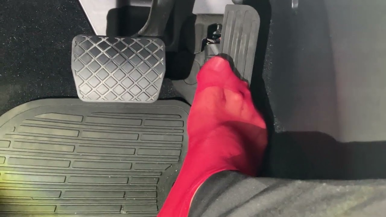 Red Pantyhose Drive 2