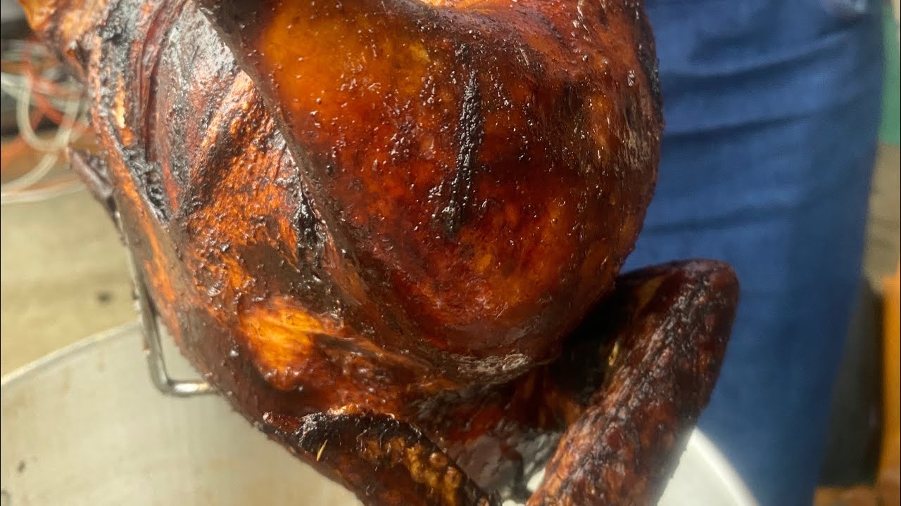 Delicious!! DEEP fried whole 🐔 chicken!!