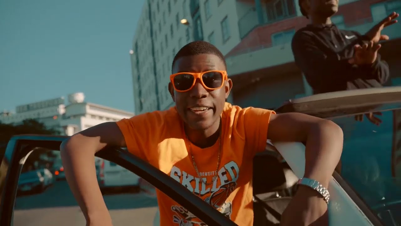 Desmond ~ Sikuti Mbiya ft Dande Bafwethu (Official Video)