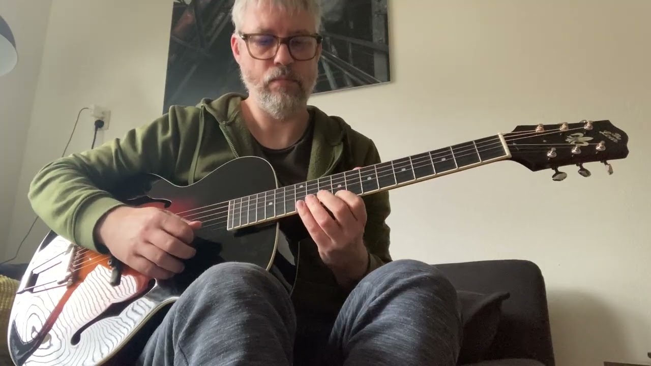 Jamming on my new The Loar LH-600 VSB (changes of 'The Days Of Wine and Roses')