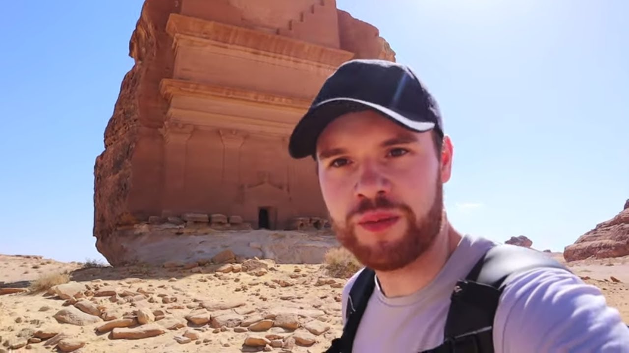 Visiting SAUDI ARABIA'S Greatest Wonder, MADAIN SALEH (Hegra) 🇸🇦