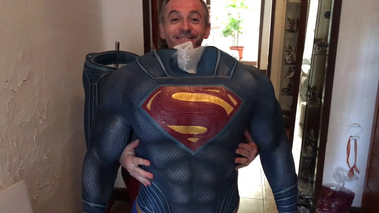League Justice size 1:1 Muckle Mannequins superman CASTELLANO