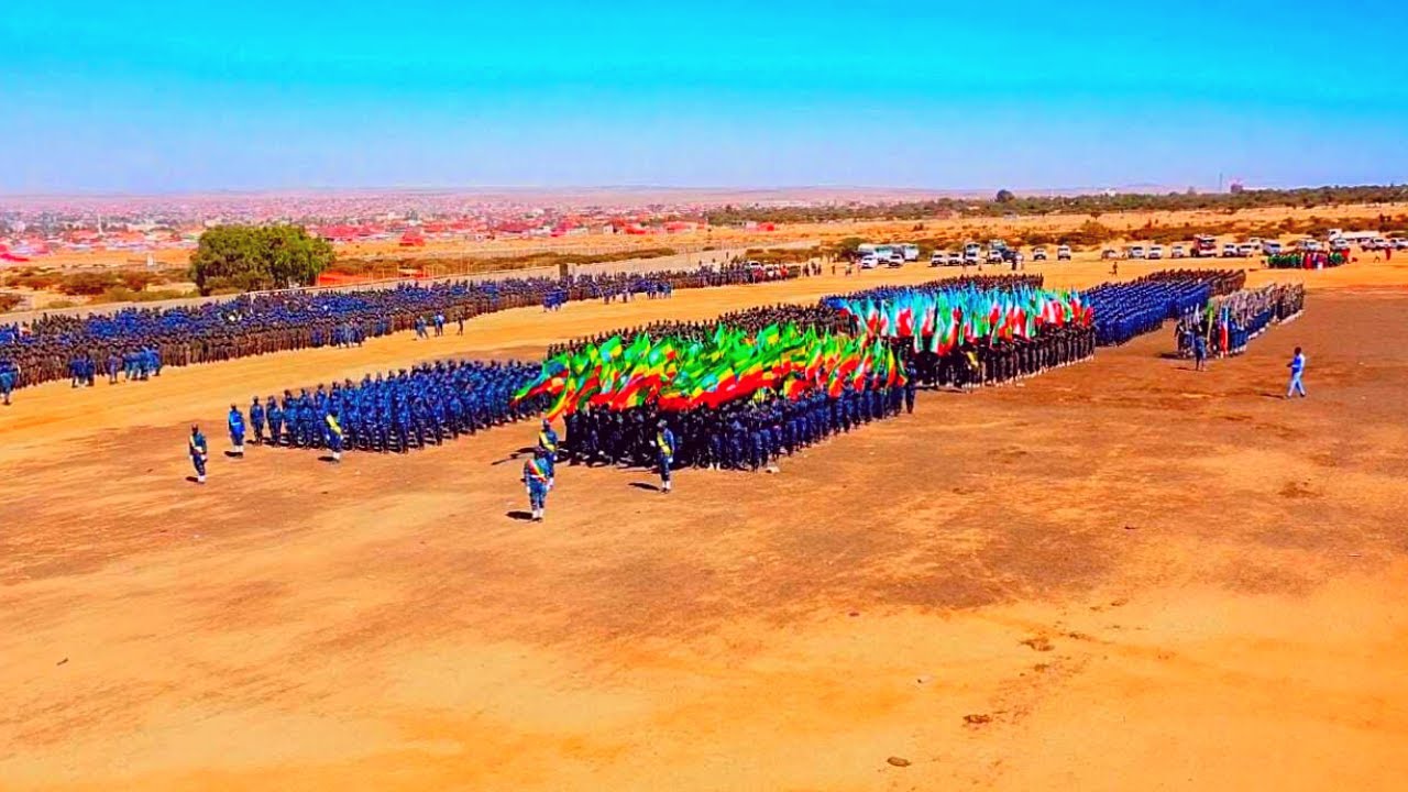 Madaxweynaha DDS oo Maanta Ciidamo kala duwan Tababar Ugu soo xiray Magaalada Jigjiga.