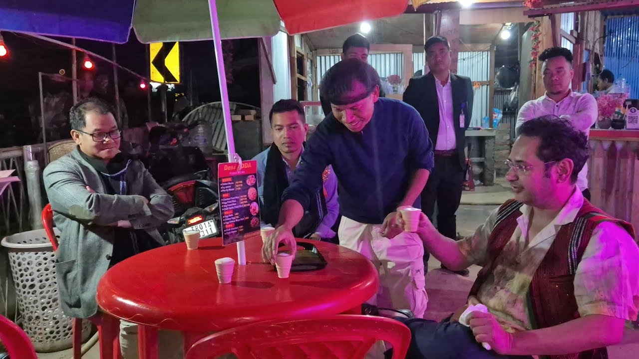 BUBAGRA CHINI DA MANIK DEBBARMA BAI MALAI KHA  TINI BINI RESTAURANT NO 
