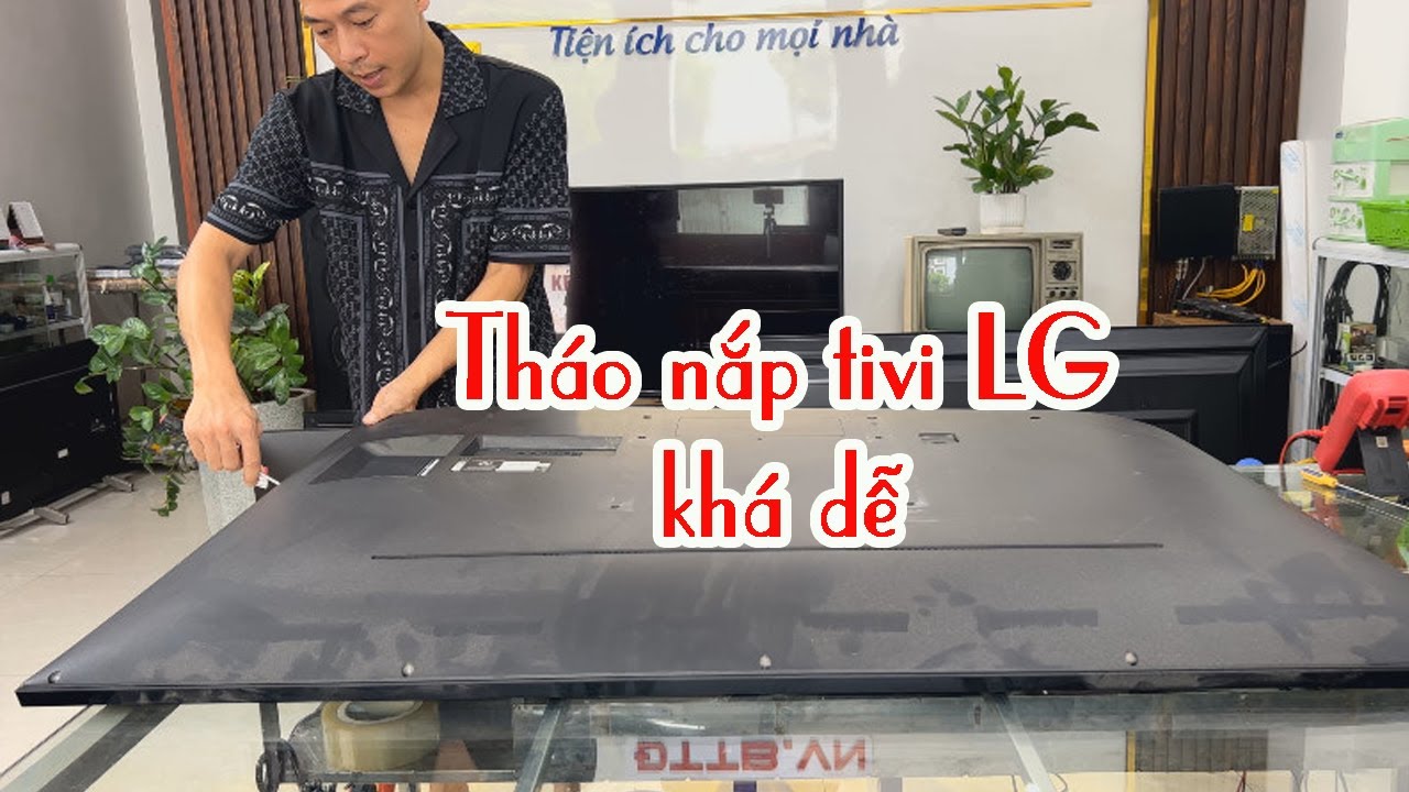 Cách mở Nắp Tivi LG thật dễ. Bạn nào chưa biết cách tháo vỏ máy tivi LG thì xem video này nhé.