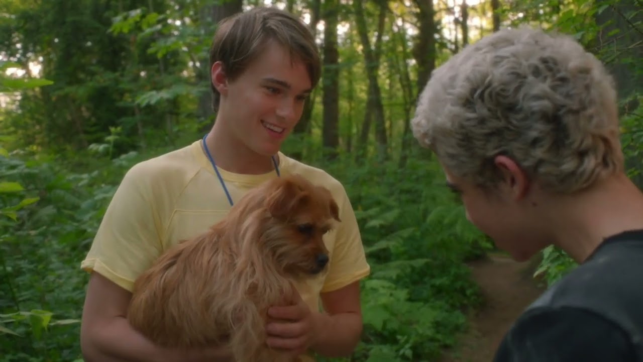 Carlos Chased By A Dog | Descendants