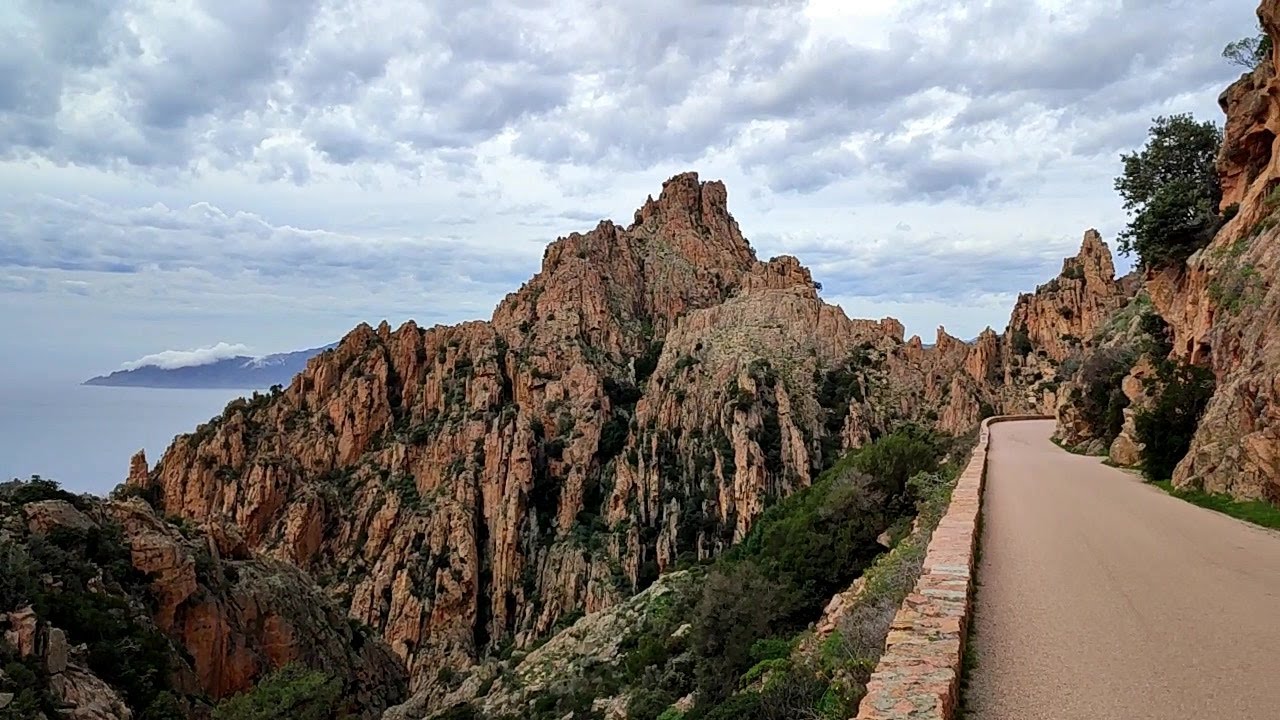 Route Corsica, D81 Piana - Calanques de Piana - Porto [route]