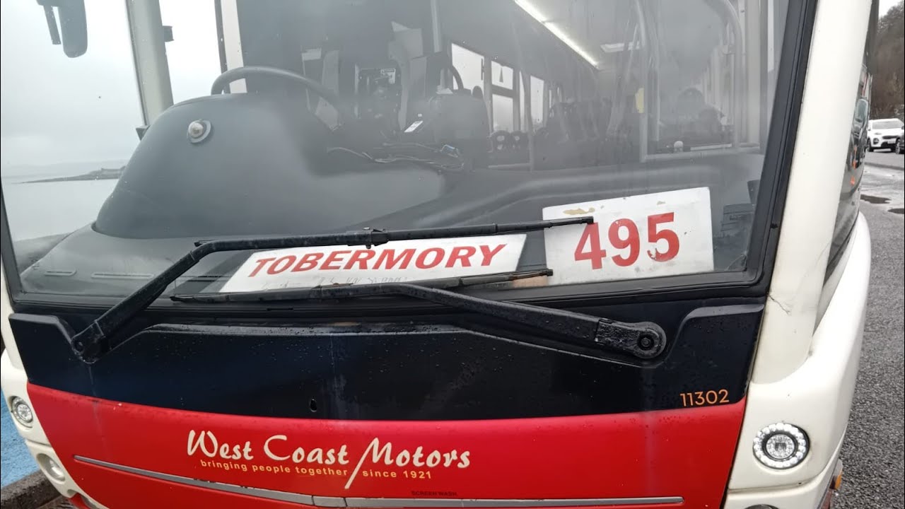 Tour round in Tobermory town 