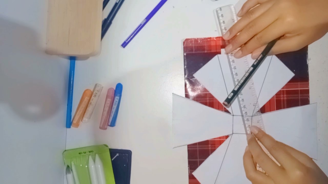 HOW TO MAKE REVERSE PERSPECTIVE ART | Illusion Art