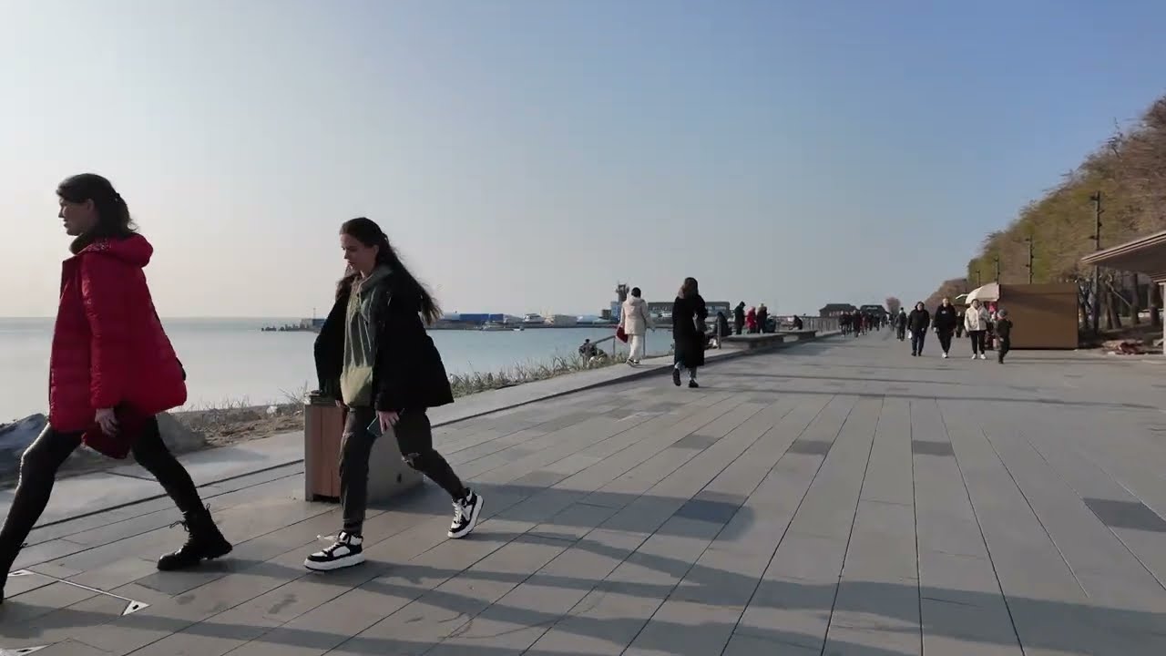 Returning to Russia After Years: Surprising Walk Through Vladivostok's Walking Street