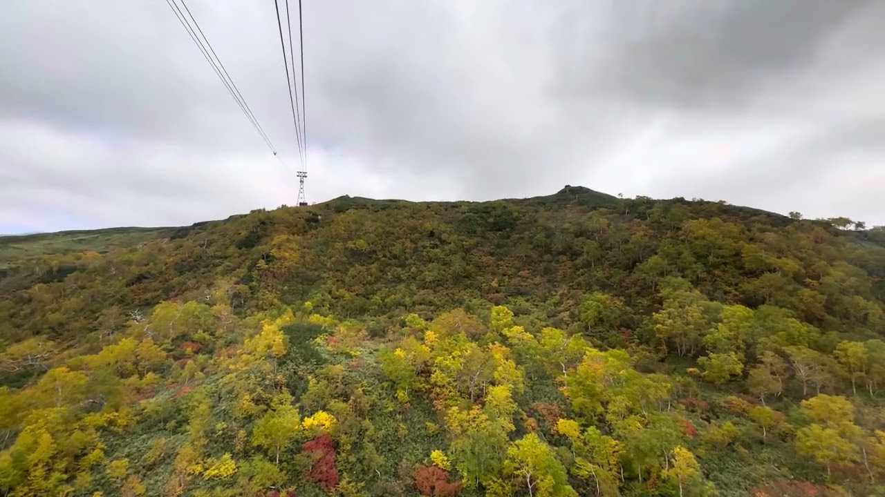 Riding Asahidake Ropeway going to Mt Asahidake 🇯🇵 #japan