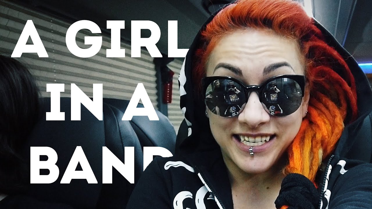How is it to be with a GIRL in a BAND? (in Russian with English subtitles)