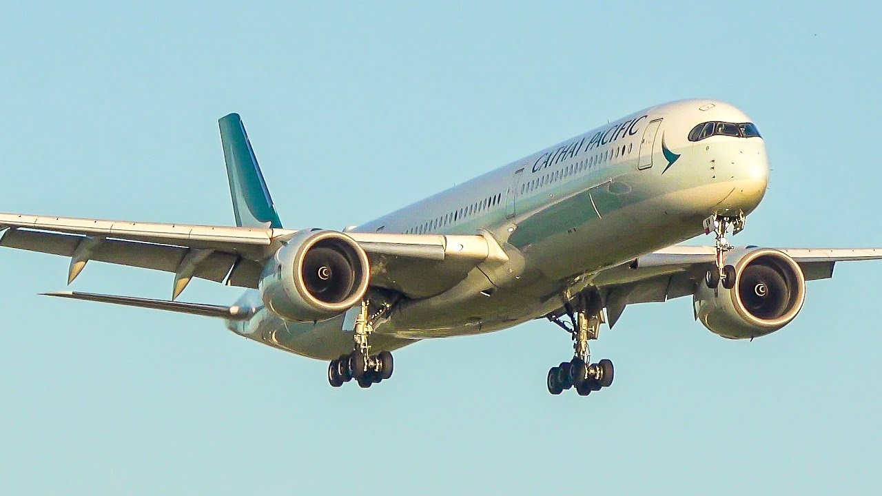 (4K) Plane spotting at Schiphol Amsterdam - 4x A350 arriving on an early morning!