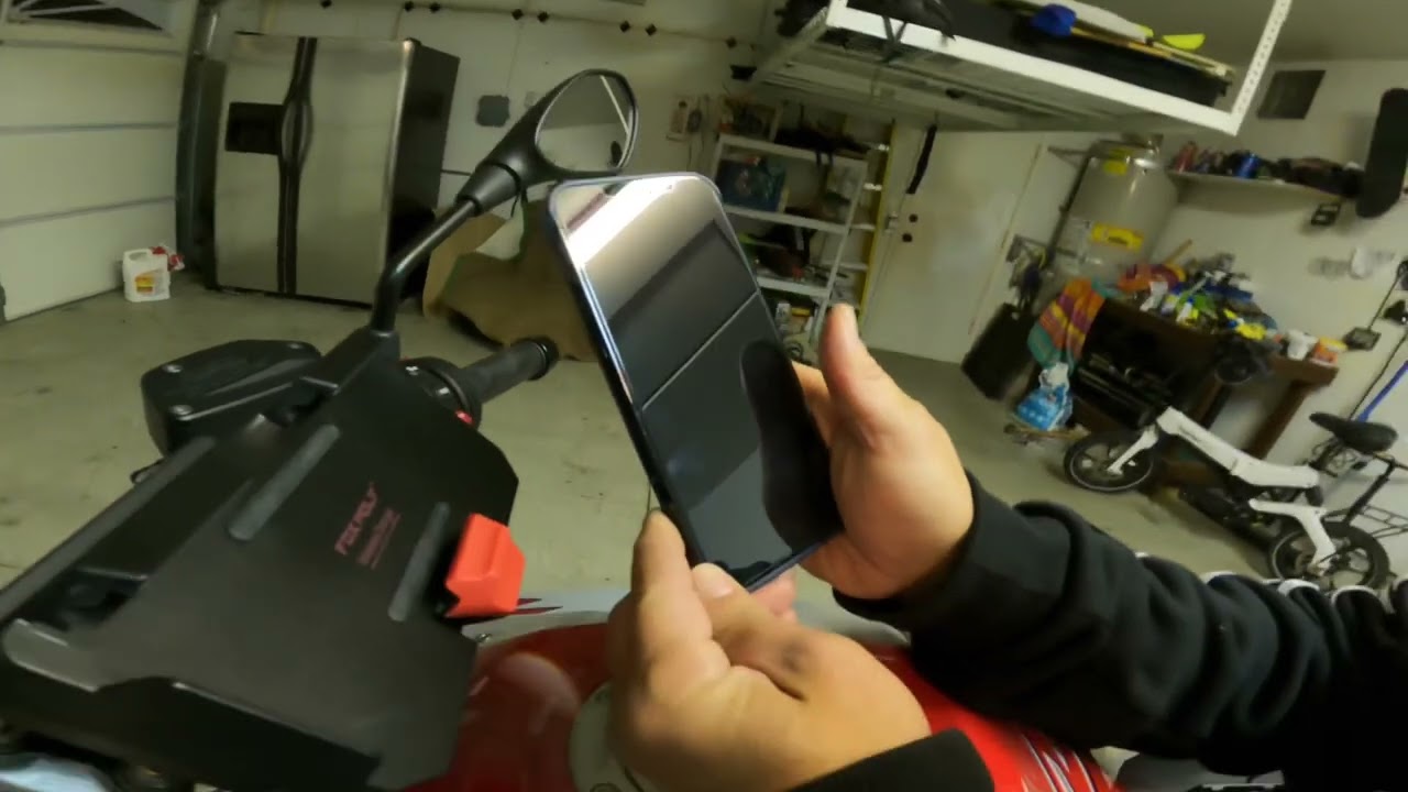 Fox Wolf Wireless Motorcycle Phone Charger