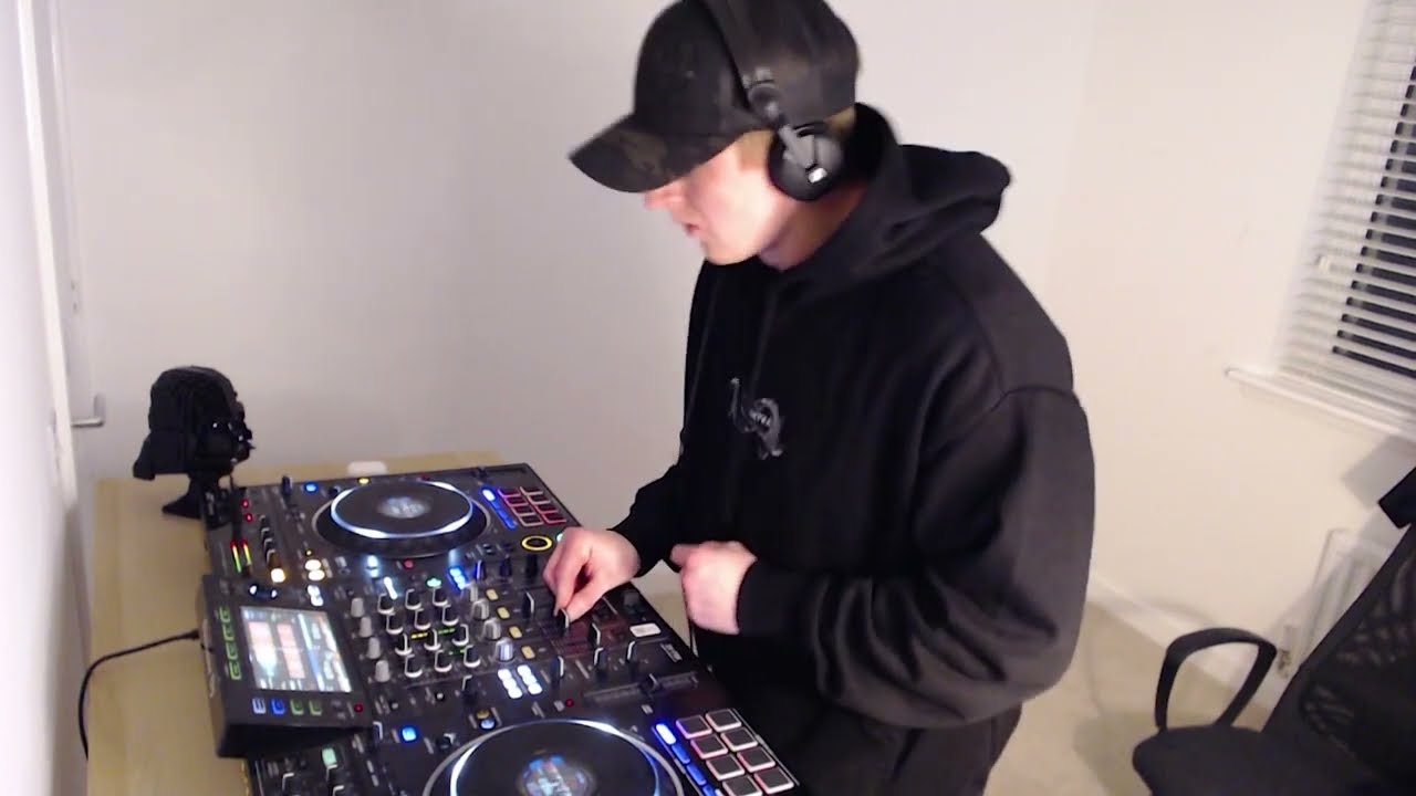 Hard Techno Heavy Techno Techno Techno [160bpm] [CORBETT - TSx068] December 1st 2023