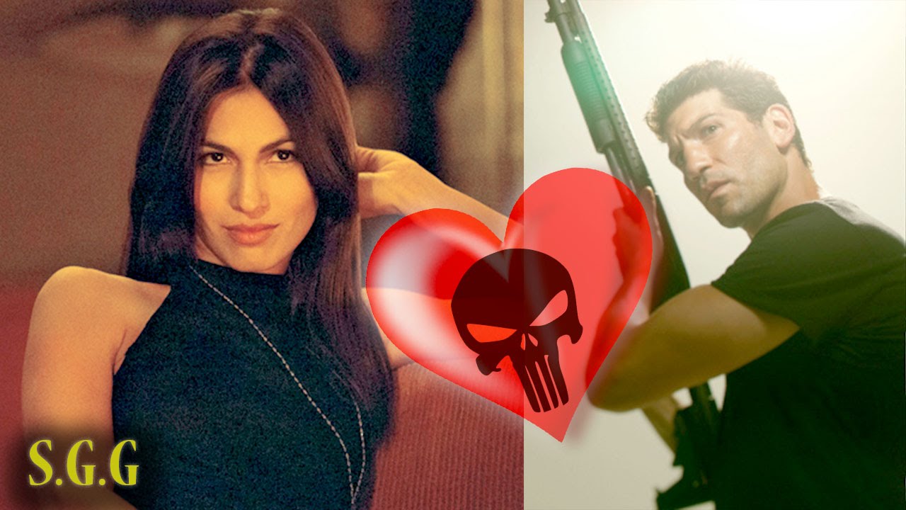 Punisher & Elektra Hooking Up?  True Pairings