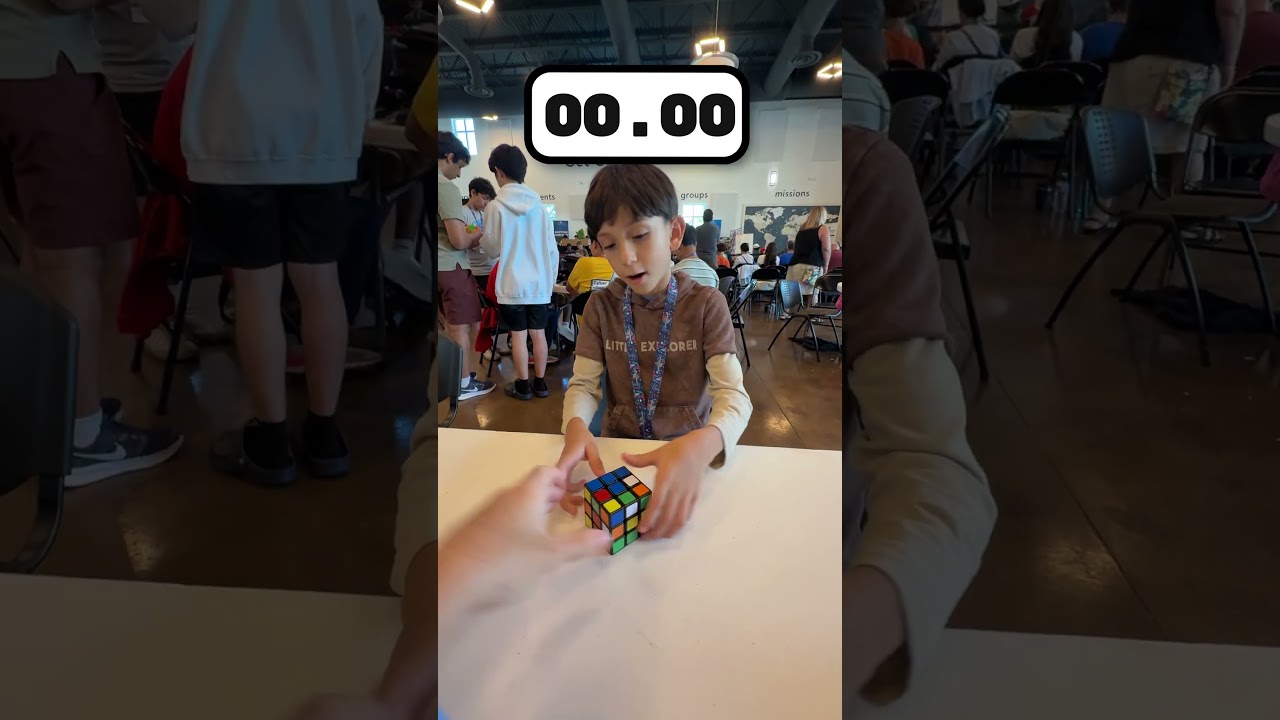 Rubik's Brand против спидкубера!