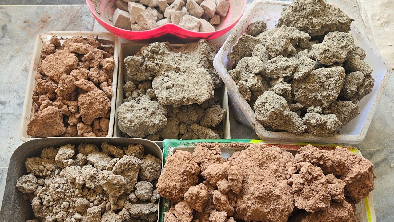 Multi Textures mini Chunks Dry Crumbling on floor for Ultimate Satisfaction ✨️
