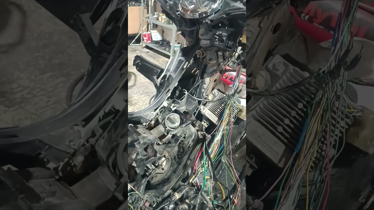 Honda pcx 150 tesisat arızası 10 günde bir sigorta patlatıyor beyin arızası