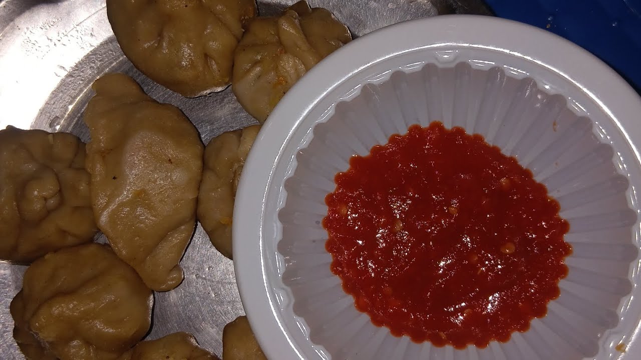 आज घर पर बनाए बाज़ार जैसे चटपटे मोमोज 🥟😋 | कुकिंग ब्लॉग गरमा-गरम मोमोज और तीखी चटनी 🔥🥟 | Daily Vlog