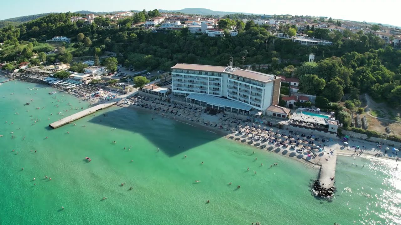 Kallithea Beach & Ammon Zeus Hotel in Kallithea, Greece