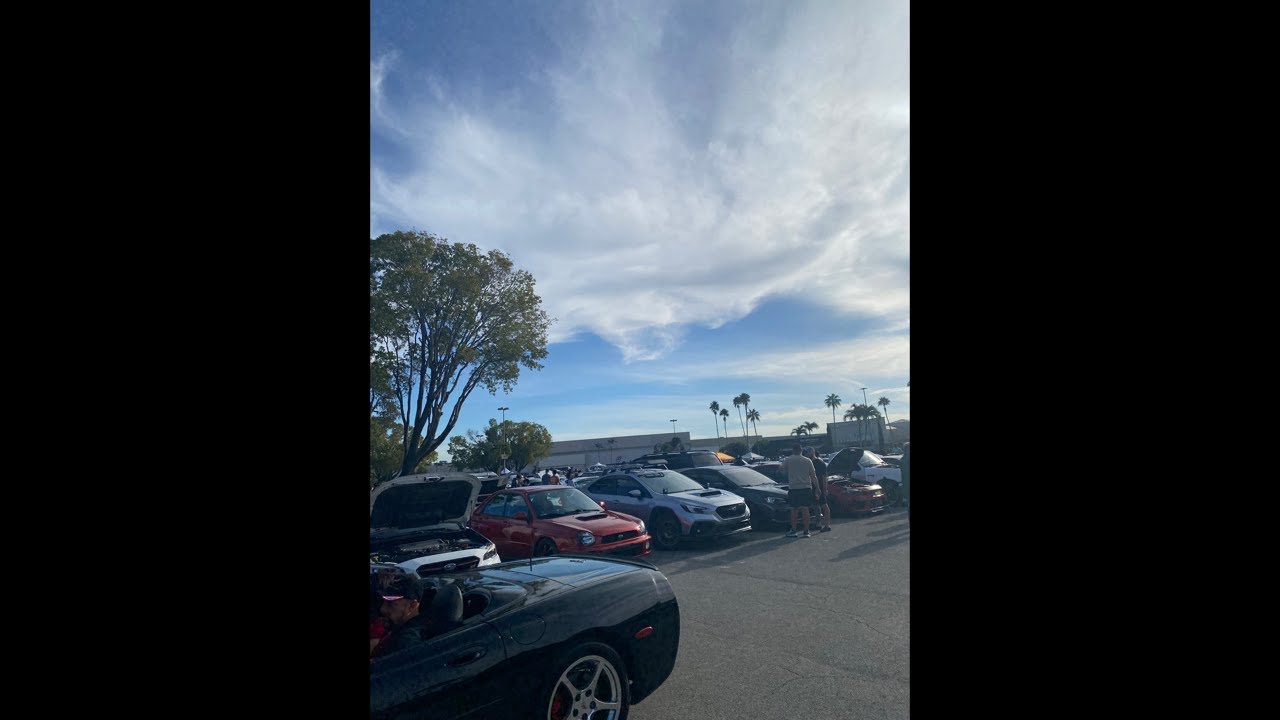 Cars and coffee Live
