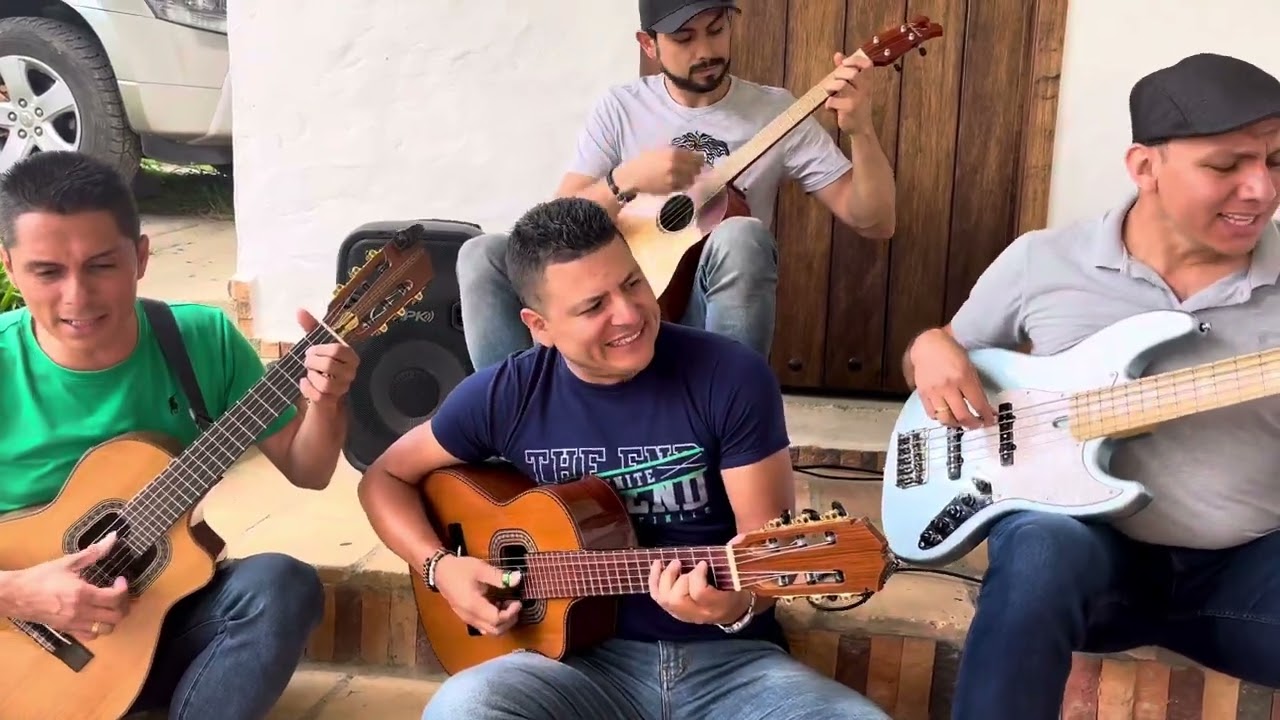 Sin Motivo - Rómulo Caicedo / Grupo Élite Popular