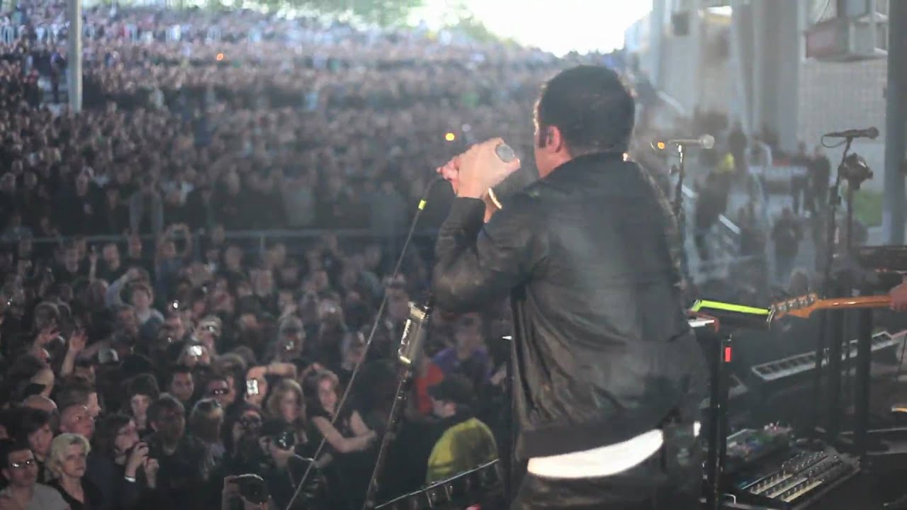 NIN: 