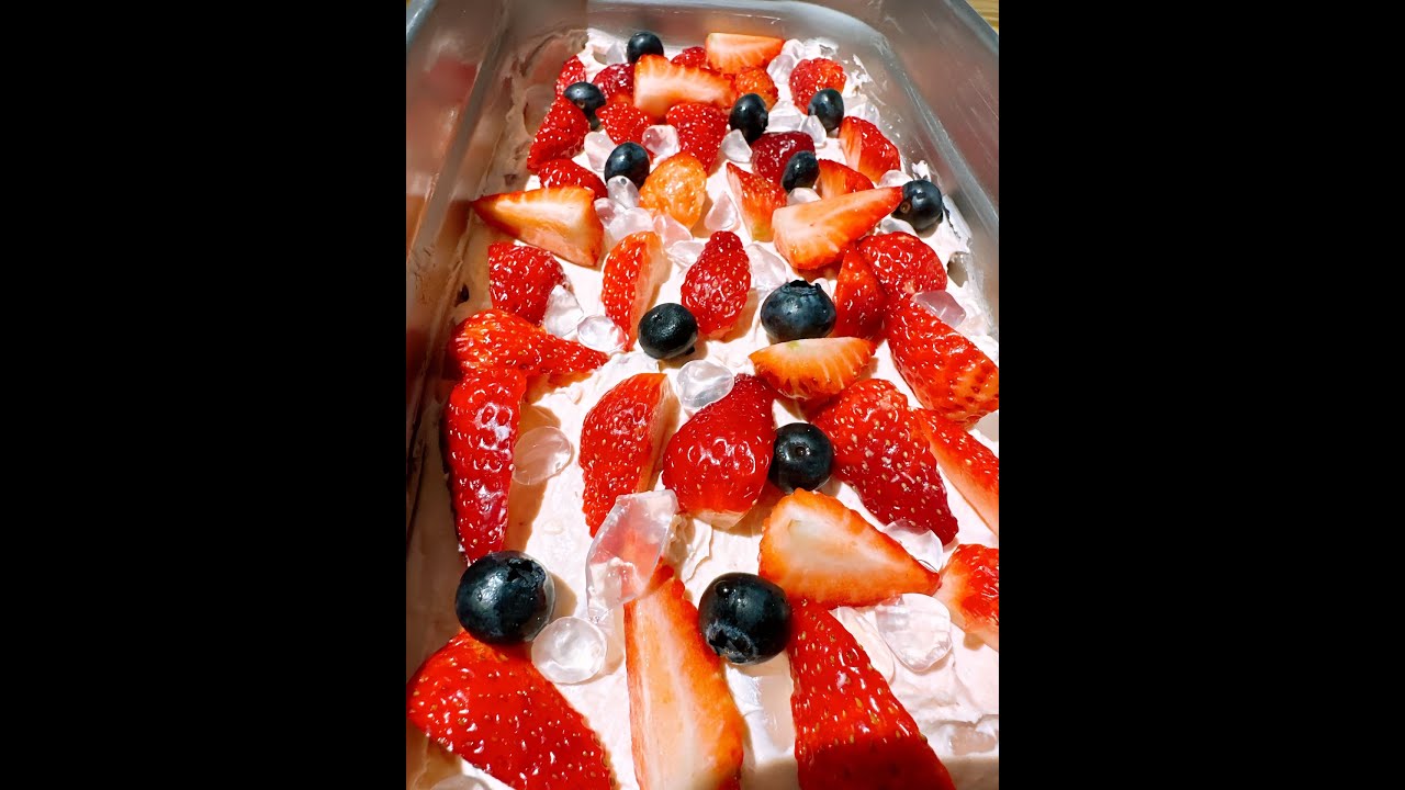 🔴 Live 🔴 Beautiful woman&rsquo;s real street business  00后美食制作过程。 美女真实街头生意。0327 #路边摊美味 #麻糍 #美食