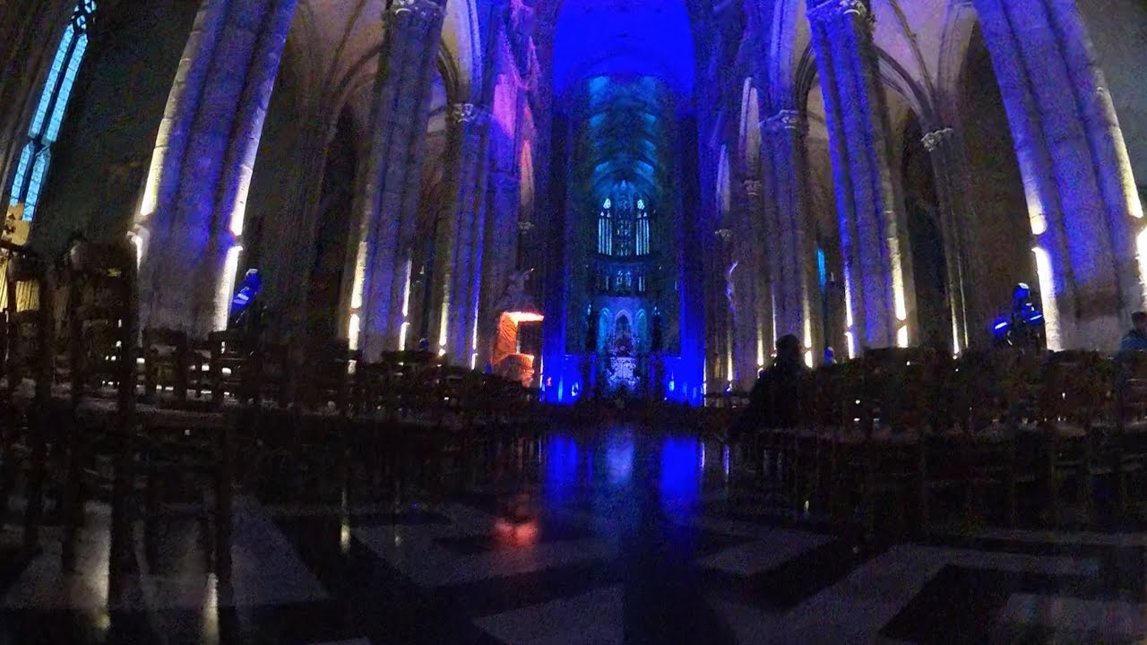 Les illuminations de l'intérieur de la cathédrale d'Amiens
