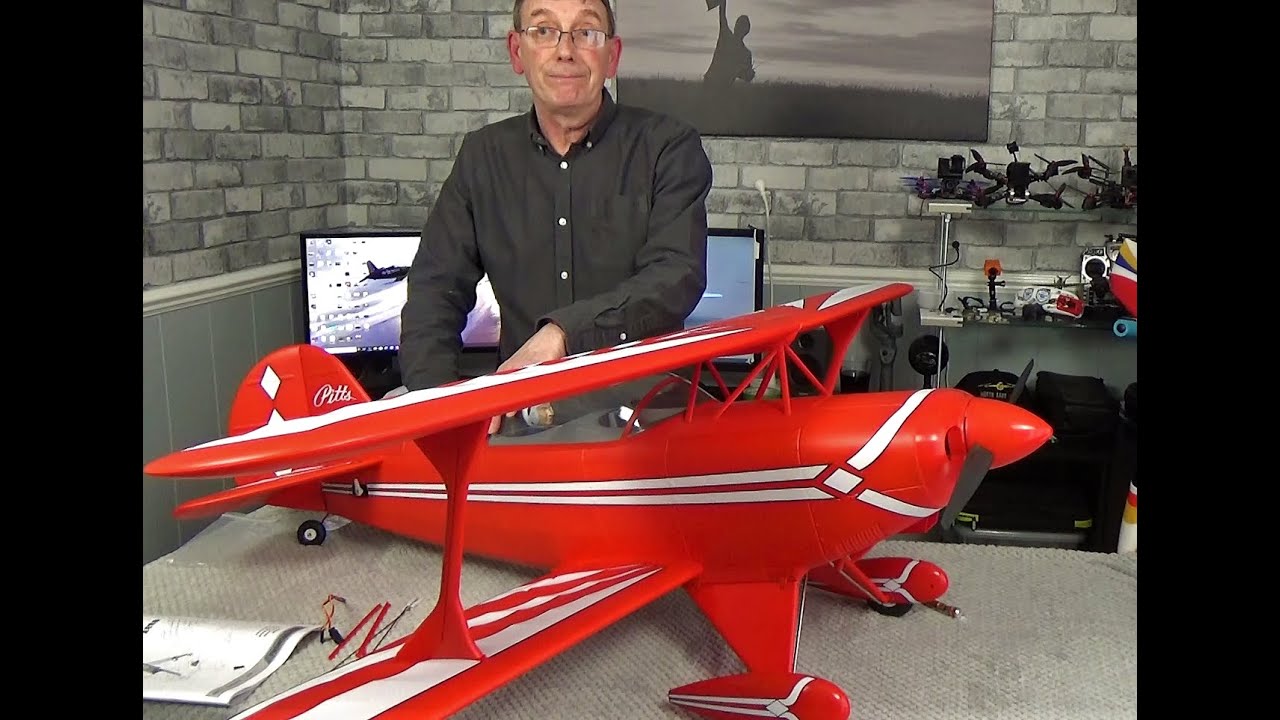 FMS 1400mm Pitts V2 unboxing and Build