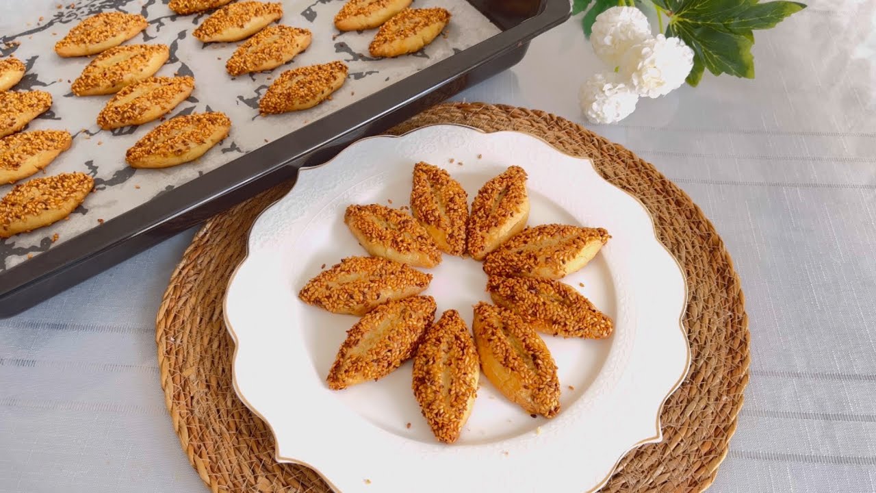 KA&Ccedil; TANE YEDİĞİNİZİ SAYAMAYACAKSINIZ‼️ AĞIZDA ERİYEN🔝KIYIR KIYIR🔝 PASTANE KURABİYESİ TARİFİ