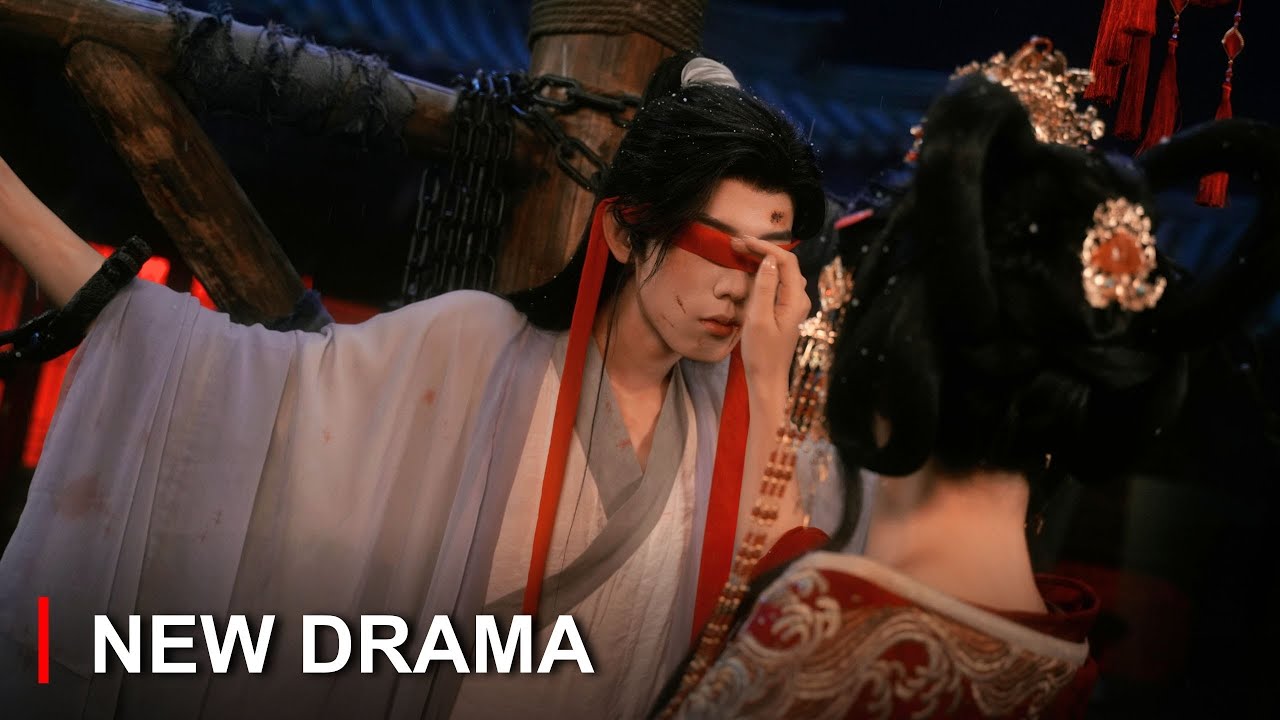 爆笑穿書⚡️編劇沈小桃怒撕劇本變「寵夫狂魔」！為救全家狂撩反派姬承玄：擋箭/渡藥/亂點鴛鴦譜，卻反被他掐腰逼婚：「撩完就想跑？」🥰《書卷迷夢》#最火短劇 #MiniDrama