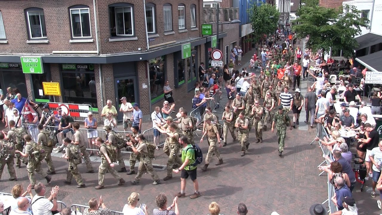 Vierdaagse, de dag van Cuijk 2024.
