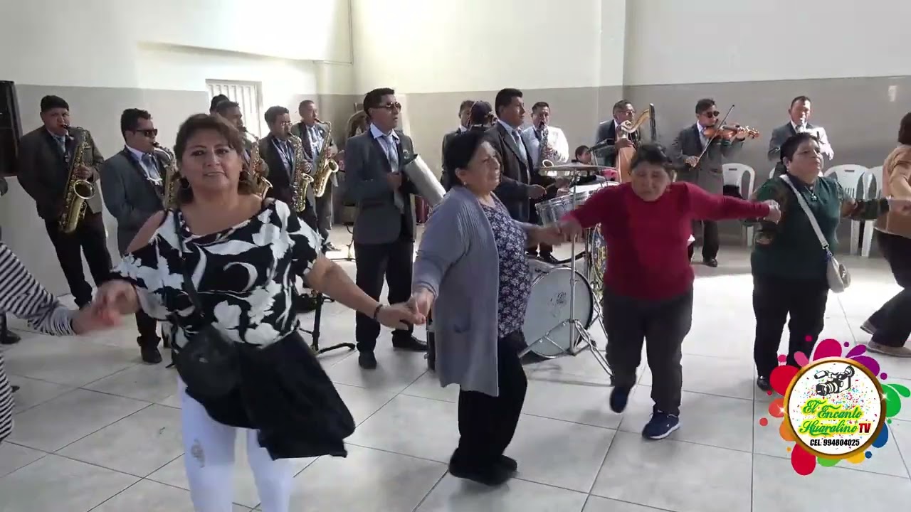 ABRAHAM OLAZABAL Y MARIA HILARIO - ORQUESTA LOS AUDACES DEL CENTRO - CRUZ DE MAYO 2025