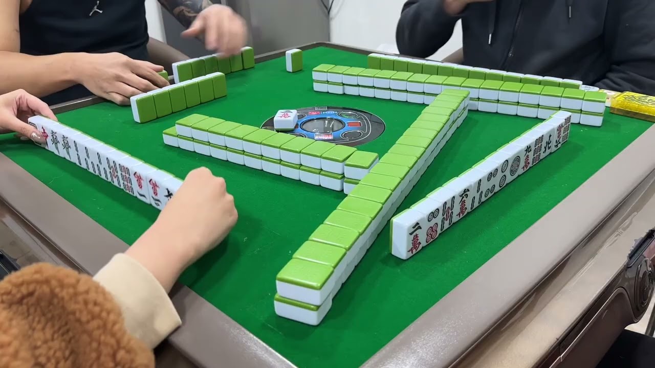 Mahjong261. 廣東牌10番512有花無JP🀄️Poker友局四回之一：單車高手，二萬我求你回來吧二萬🤣 Gary Cole 家明 Con仔