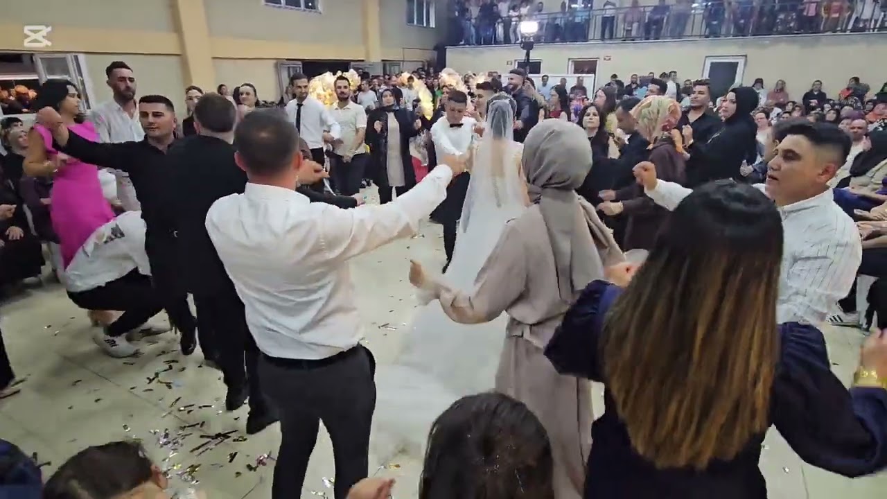 DEMİRCİ'nin MAHMUTLAR KÖYÜNDE CEYDA İSMAİL GÖMEÇ ÇİFTİNİN DÜĞÜN TÖRENİNDEN GÖRÜNTÜLER 23-08-2025 