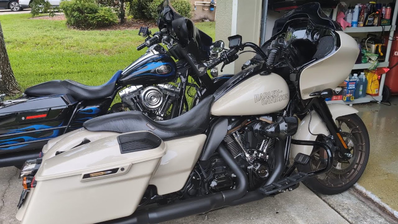 Wood WM8 22XE Cam and Feuling Cam Plate & Pump in 2023 Harley Davidson Road Glide ST Motorcycle