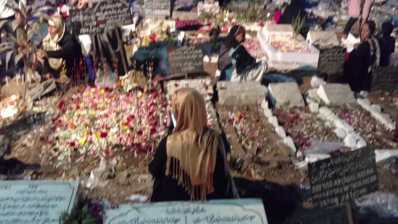15th Shaban at Rehmatabad Qabrastan, Mumbai