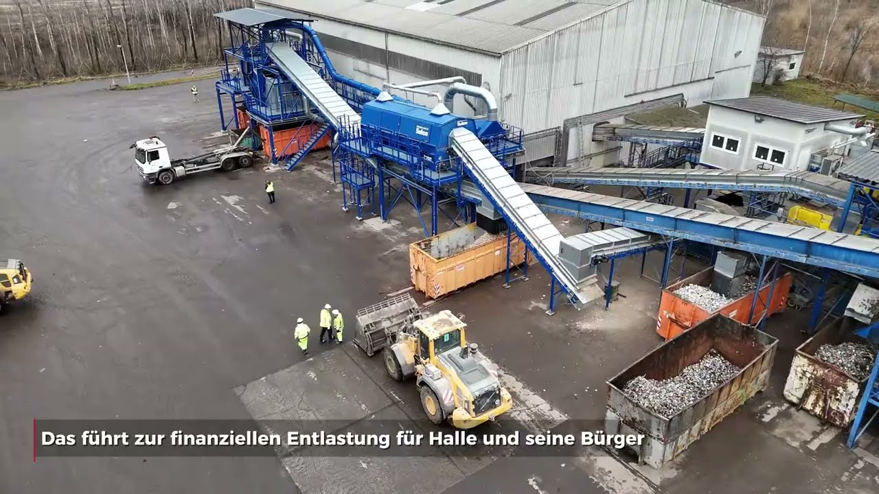 Erweiterung der Abfallsortieranlage: Holz wird als wertvoller Rohstoff aus dem Sperrm&uuml;ll gewonnen