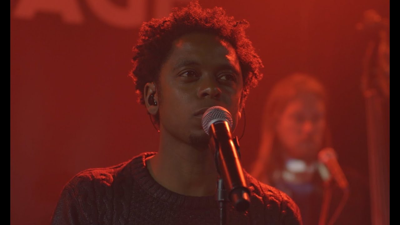 AXE BLACKSTAGE met Typhoon &ndash; Liefste