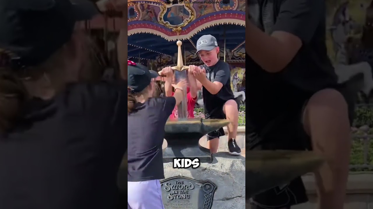 Dlaczego tylko dziewczyna może wyciągnąć miecz🤯 #kr&oacute;tkie #dlaczego #tylko #dziewczyna #wyciągnąć ...