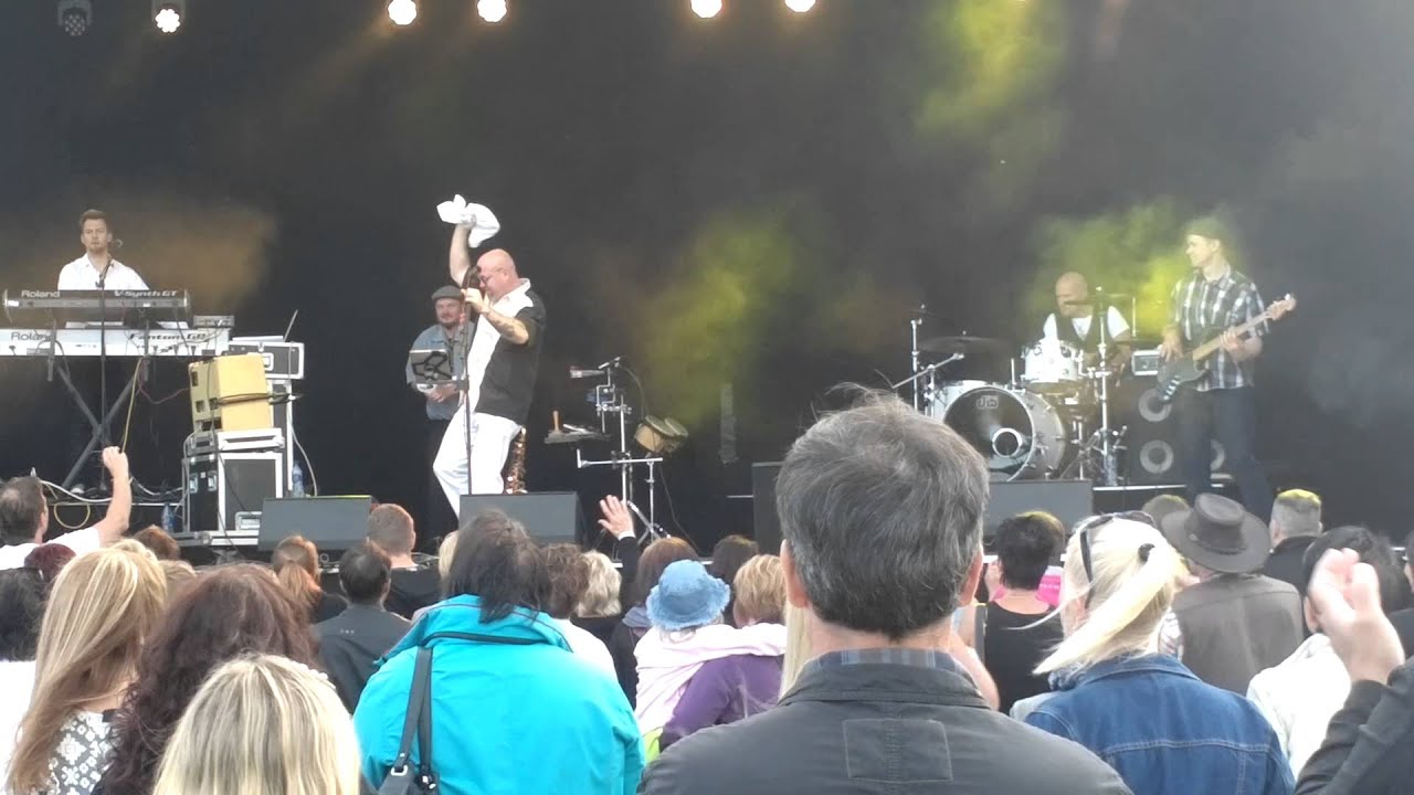Mamba - Vielä on kesää jäljellä - 16.8.2014 Runnirock, Iisalmi