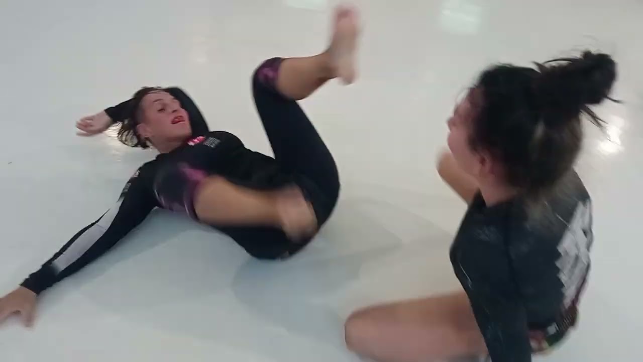 Montero BJJ Team. Fátima Ramos & María Marcado. Entrenamiento.