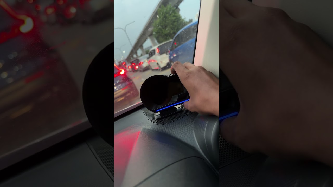 OBD2 P6 Digital Meter HUD Display on Myvi Icon.