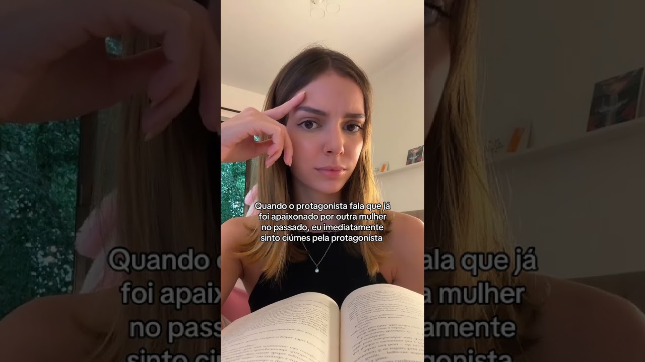 Como assim sua vida não começou quando eu abri o livro? 