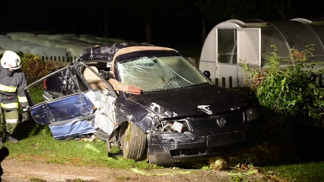 Drei Jugendliche bei Verkehrsunfall getötet